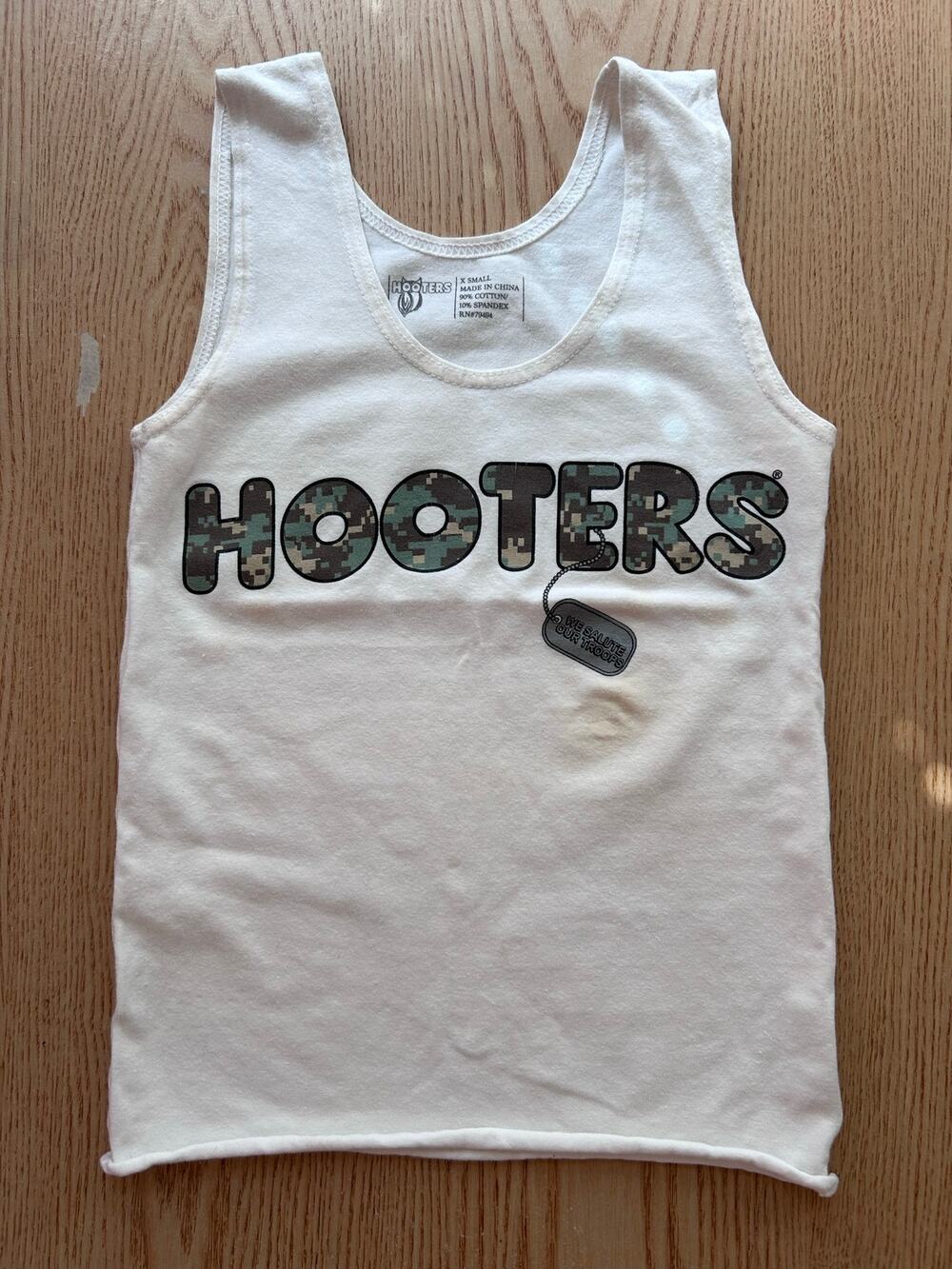 b20 Women's Hooters Girl Worn Uniform Camo Tank stretchy size Xs